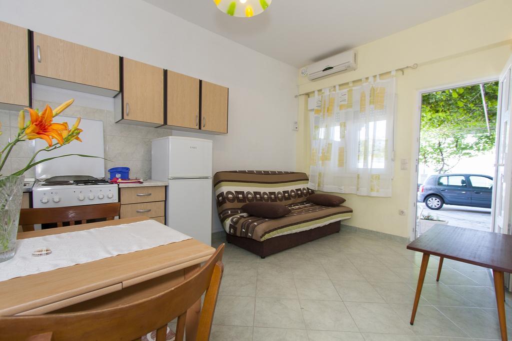 Apartment Mikulic Duće Exteriér fotografie
